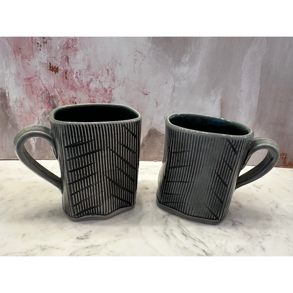 Handmade Function Clay Pottery Mugs by Ceramic Artist Bill Griffith Signed Craze